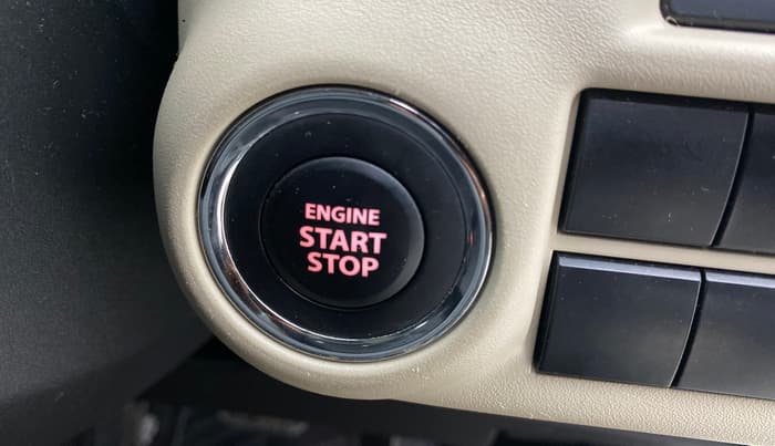 2024 Toyota Glanza V AMT, Petrol, Automatic, 22,976 km, Keyless Start/ Stop Button