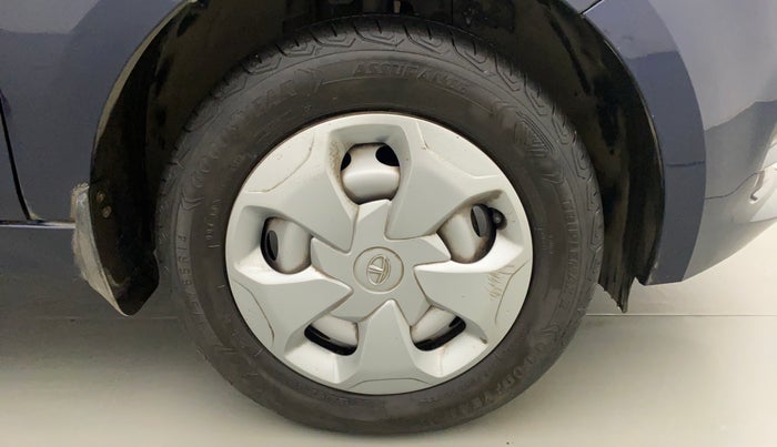 2022 Tata Tiago XM CNG, CNG, Manual, 23,255 km, Right Front Wheel