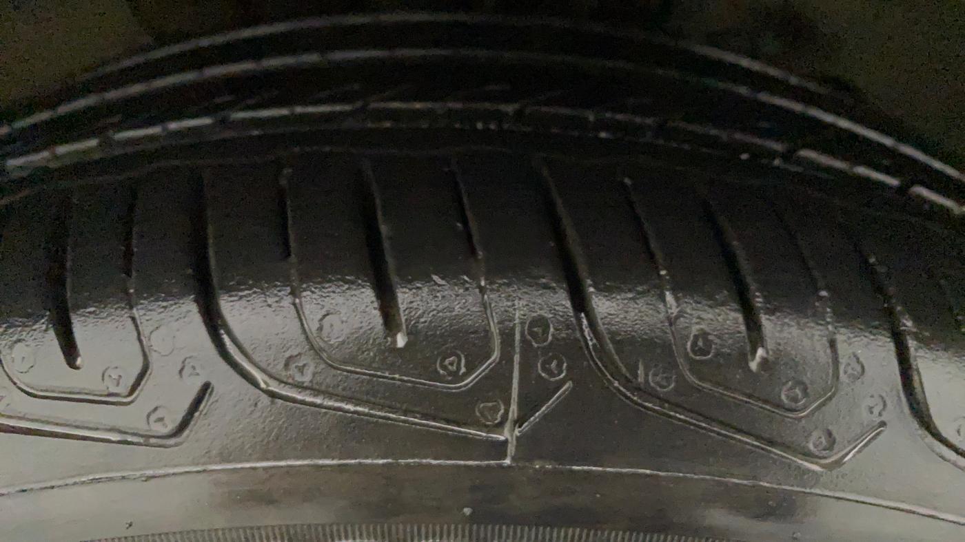 2022 Tata Tiago XM CNG, CNG, Manual, 23,255 km, Right Front Tyre Tread