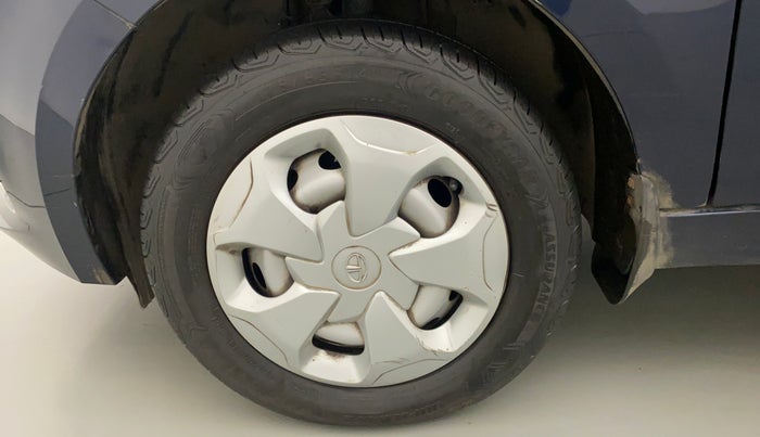 2022 Tata Tiago XM CNG, CNG, Manual, 23,255 km, Left Front Wheel