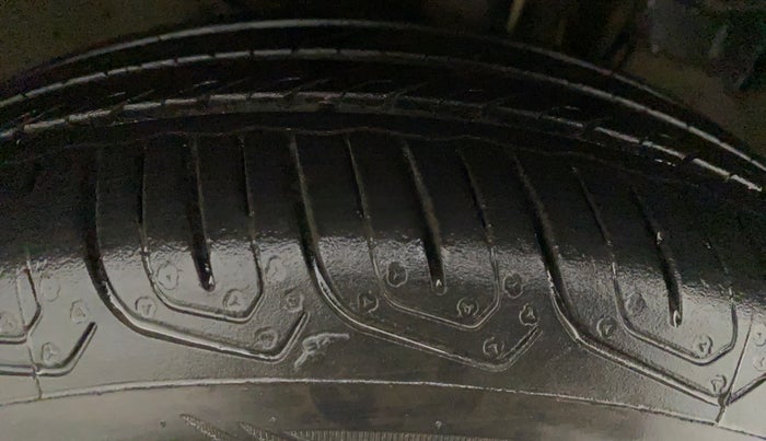 2022 Tata Tiago XM CNG, CNG, Manual, 23,255 km, Right Rear Tyre Tread