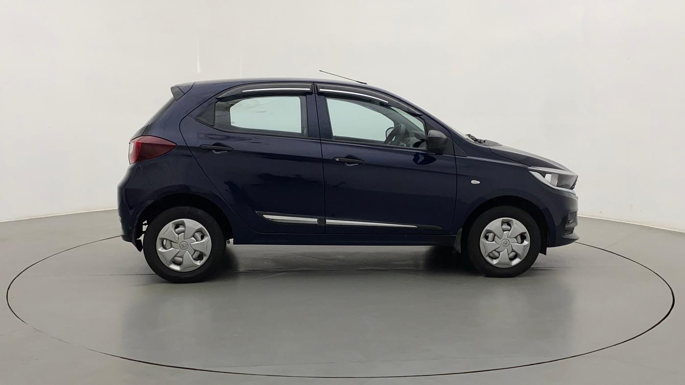 2022 Tata Tiago XM CNG, CNG, Manual, 23,255 km, Right Side