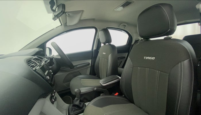 2022 Tata Tiago XM CNG, CNG, Manual, 23,255 km, Right Side Front Door Cabin