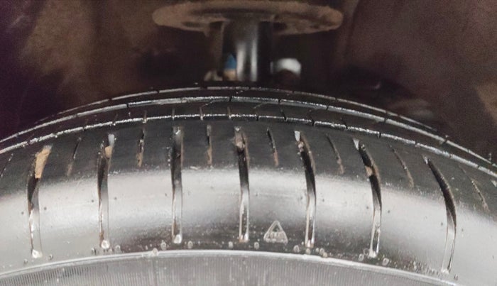 2023 Maruti Baleno SIGMA PETROL 1.2, Petrol, Manual, 22,027 km, Right Front Tyre Tread