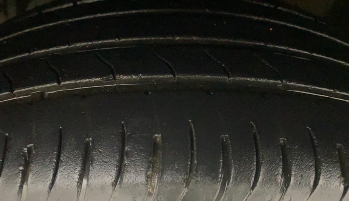 2021 Hyundai VENUE S 1.0 TURBO DCT, Petrol, Automatic, 27,910 km, Left Front Tyre Tread