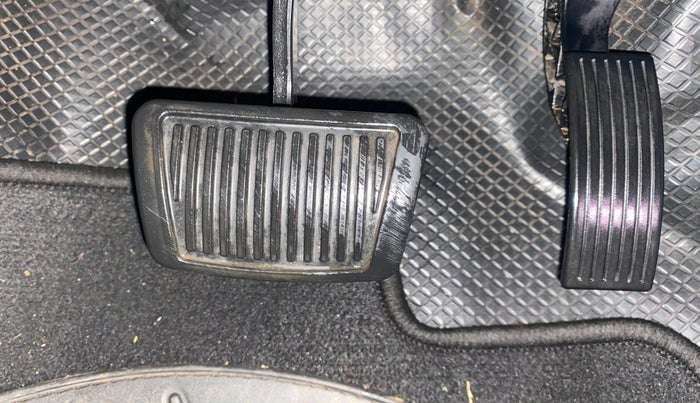 2021 Hyundai VENUE S 1.0 TURBO DCT, Petrol, Automatic, 27,910 km, Pedals