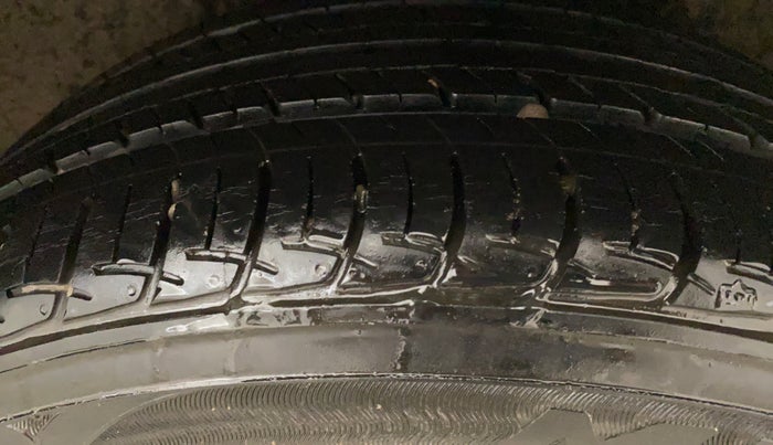 2021 Volkswagen Polo 1.0 GT TSI AT, Petrol, Automatic, 32,503 km, Left Rear Tyre Tread