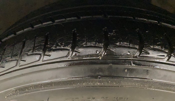 2021 Volkswagen Polo 1.0 GT TSI AT, Petrol, Automatic, 32,503 km, Left Front Tyre Tread