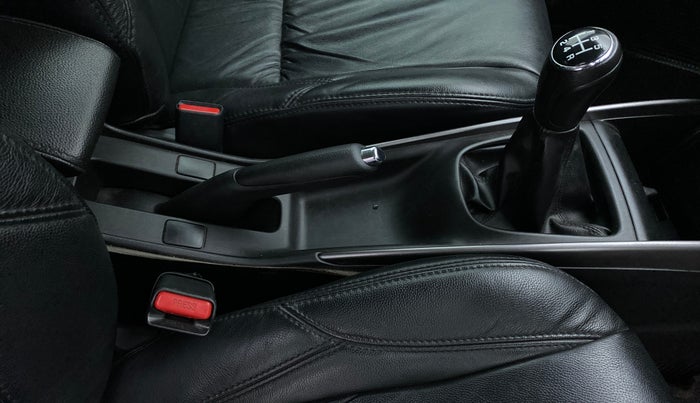 2019 Maruti Baleno ALPHA PETROL 1.2, Petrol, Manual, 21,581 km, Gear Lever