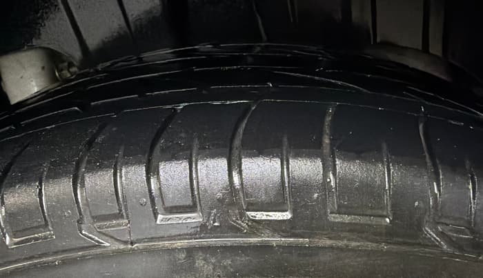 2024 Mahindra XUV300 W4 1.5 DIESEL, Diesel, Manual, 84,053 km, Left Rear Tyre Tread