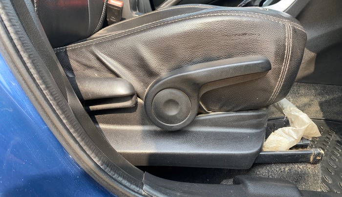 2021 Maruti S Cross ZETA AT 1.5, CNG, Automatic, 1,19,619 km, Driver Side Adjustment Panel