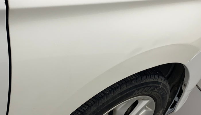 2018 Honda Amaze 1.2L I-VTEC V CVT, Petrol, Automatic, 36,778 km, Right fender - Slightly dented