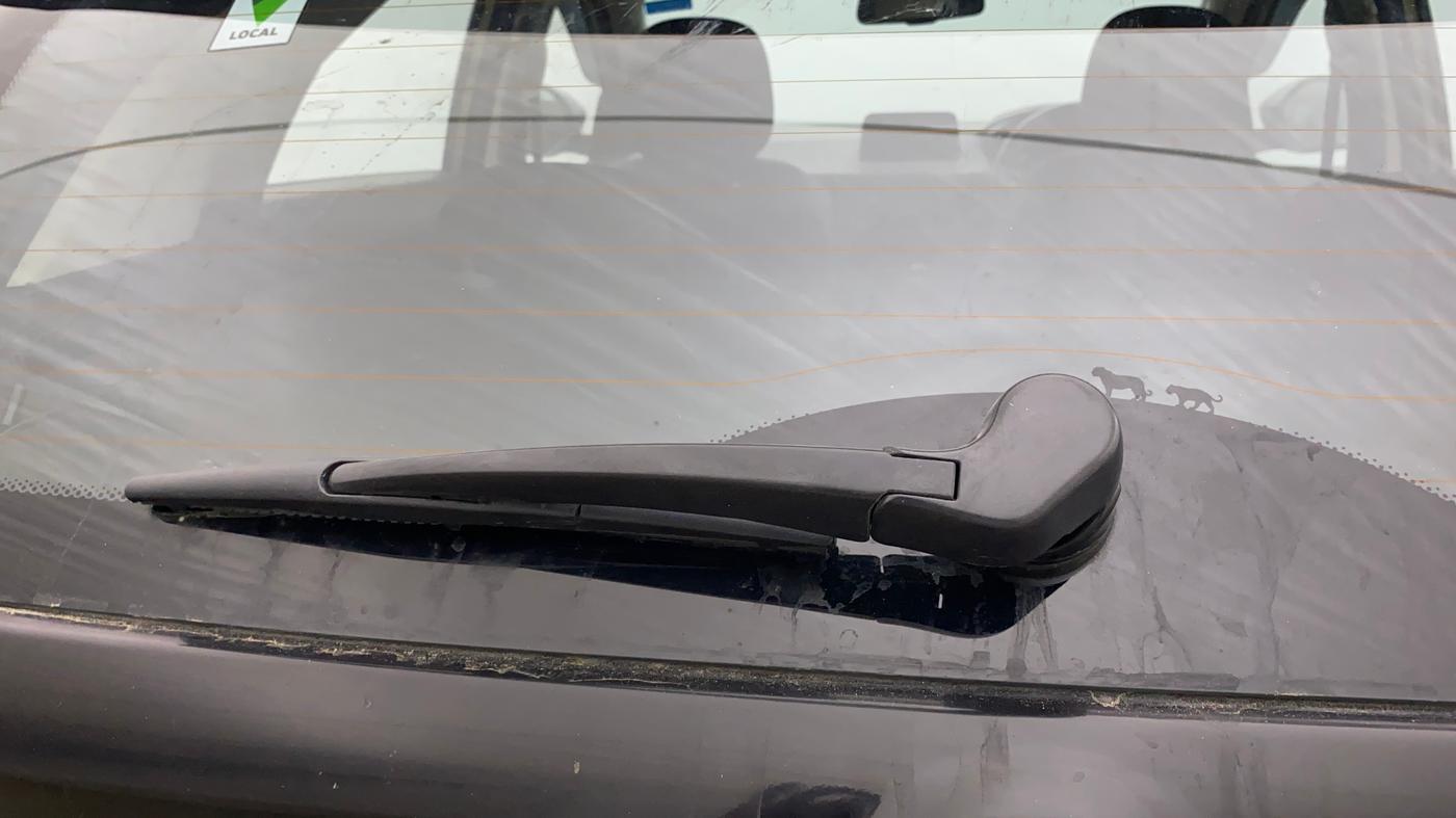 2023 Tata NEXON XZA PLUS LUX SUNROOF KAZIRANGA PETROL, Petrol, Automatic, 18,116 km, Rear Wiper