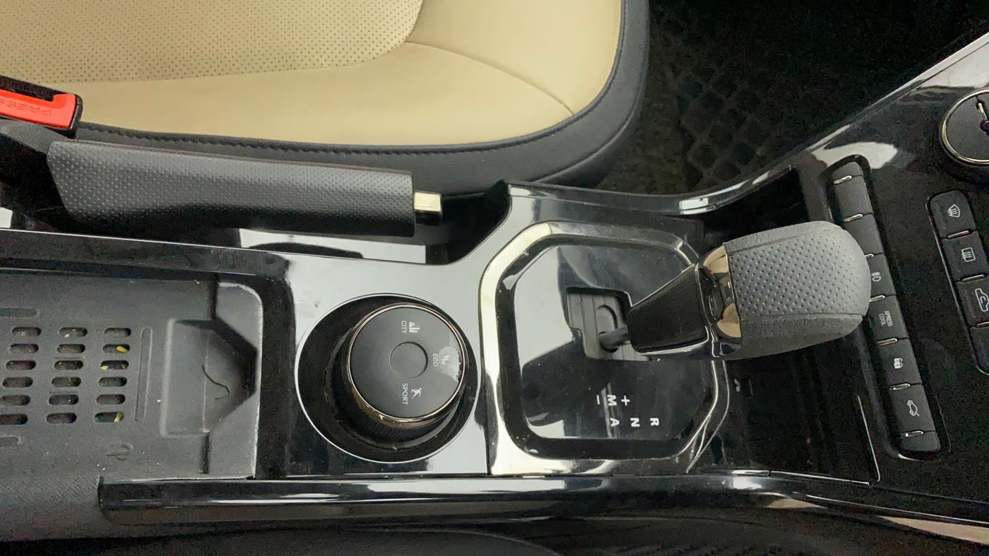 2023 Tata NEXON XZA PLUS LUX SUNROOF KAZIRANGA PETROL, Petrol, Automatic, 18,116 km, Gear Lever