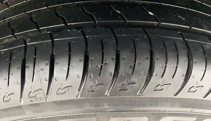 2022 Maruti BREZZA ZXI, Petrol, Manual, 42,466 km, Left Rear Tyre Tread