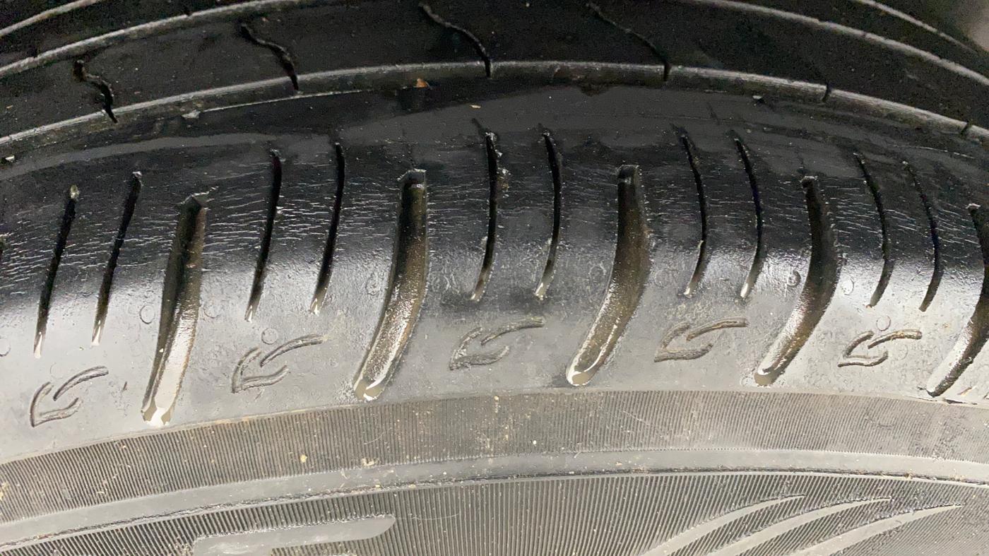 2022 Maruti BREZZA ZXI, Petrol, Manual, 42,466 km, Right Rear Tyre Tread