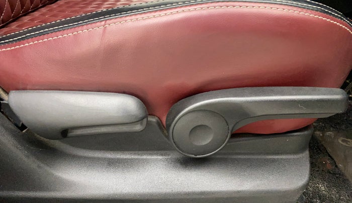 2022 Maruti BREZZA ZXI, Petrol, Manual, 42,466 km, Driver Side Adjustment Panel