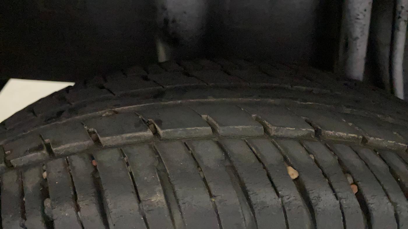 2019 Datsun Redi Go S 1.0 AMT, Petrol, Automatic, 15,979 km, Right Rear Tyre Tread