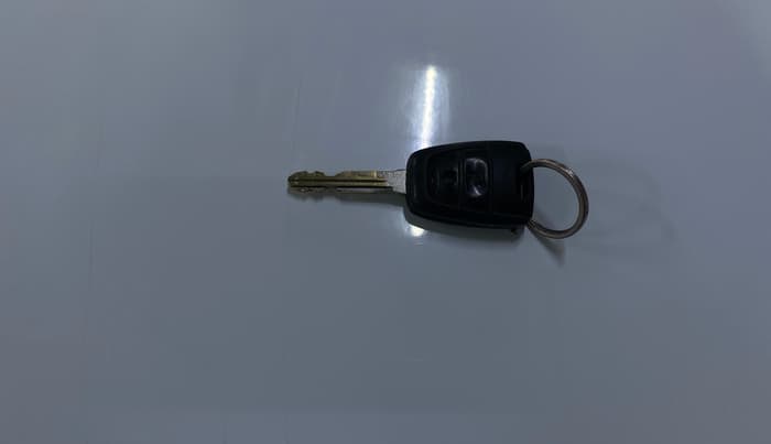 2019 Hyundai NEW SANTRO SPORTZ MT, Petrol, Manual, 45,141 km, Key Close Up