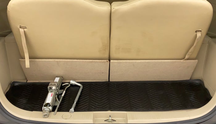 2018 Maruti Ertiga ZDI PLUS SHVS, Diesel, Manual, 34,083 km, Boot Inside