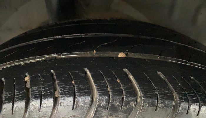 2020 Honda Amaze 1.2L I-VTEC V CVT, Petrol, Automatic, 41,353 km, Right Rear Tyre Tread