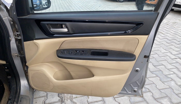 2020 Honda Amaze 1.2L I-VTEC V CVT, Petrol, Automatic, 41,353 km, Driver Side Door Panels Control