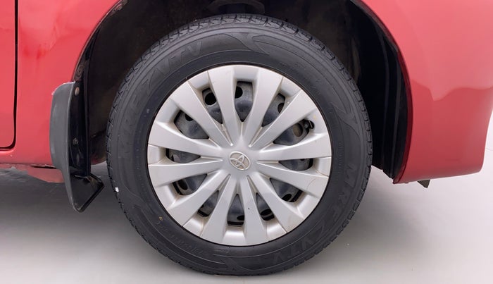2011 Toyota Etios Liva G, Petrol, Manual, 25,501 km, Right Front Wheel