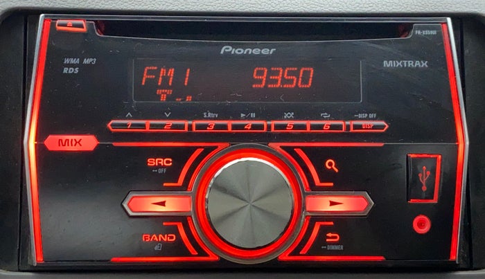 2011 Toyota Etios Liva G, Petrol, Manual, 25,501 km, Infotainment System