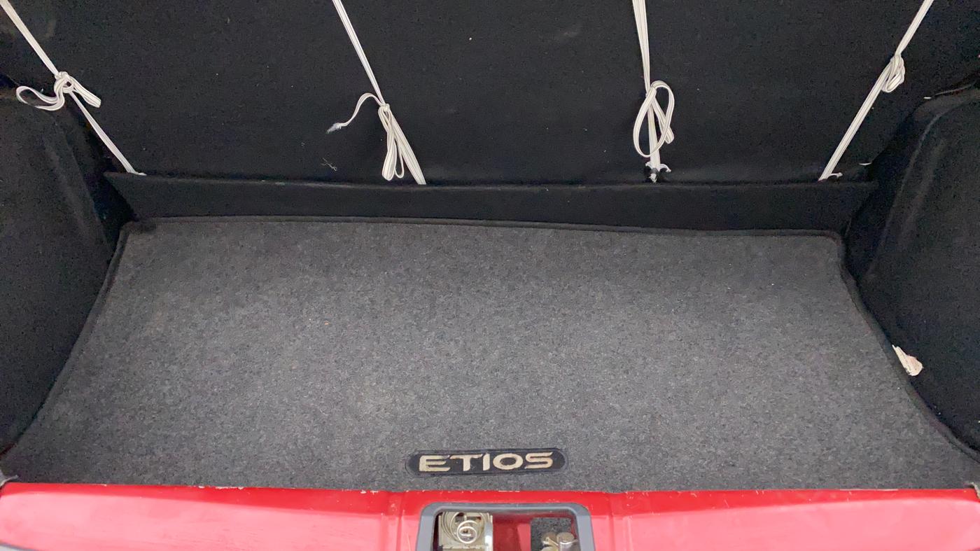 2011 Toyota Etios Liva G, Petrol, Manual, 25,501 km, Boot Inside