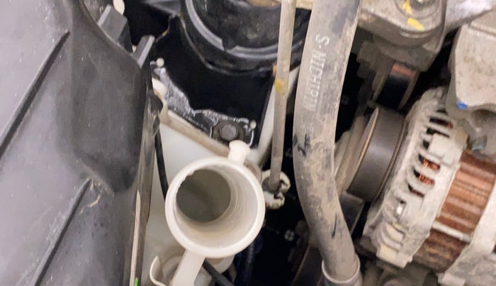 2019 Honda Amaze 1.2L I-VTEC E, Petrol, Manual, 21,981 km, Front windshield - Wiper bottle cap missing