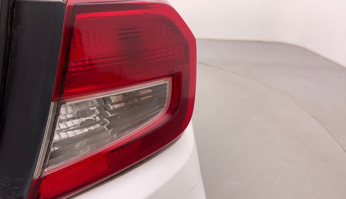 2019 Honda Amaze 1.2L I-VTEC E, Petrol, Manual, 21,981 km, Right tail light - Minor scratches