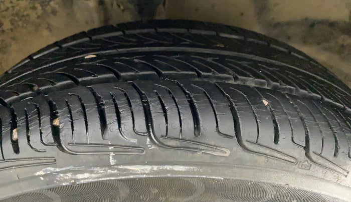2014 Maruti Alto K10 VXI, Petrol, Manual, 47,899 km, Right Front Tyre Tread