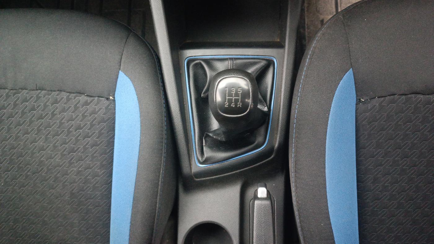 2018 Hyundai i20 Active 1.2 S, Petrol, Manual, 57,136 km, Gear Lever