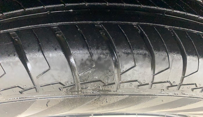 2022 Maruti Dzire VXI, Petrol, Manual, 36,736 km, Left Rear Tyre Tread