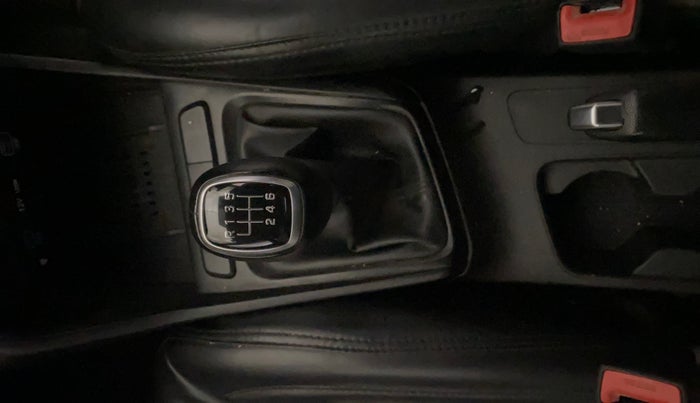 2023 Hyundai Verna SX 1.5 l MPI, Petrol, Manual, 50,633 km, Gear Lever