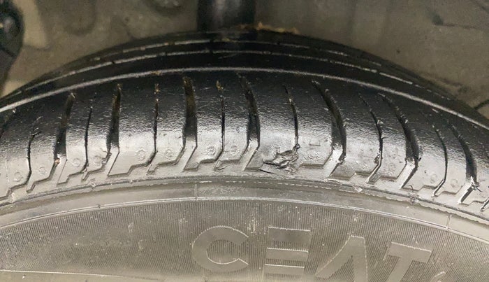 2024 Hyundai NEW I20 Sportz (O) 1.2 IVT, Petrol, Automatic, 36,096 km, Right Rear Tyre Tread