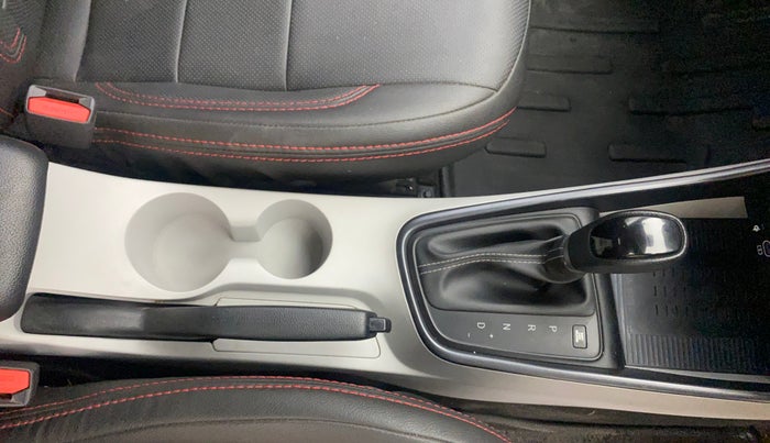 2024 Hyundai NEW I20 Sportz (O) 1.2 IVT, Petrol, Automatic, 36,096 km, Gear Lever