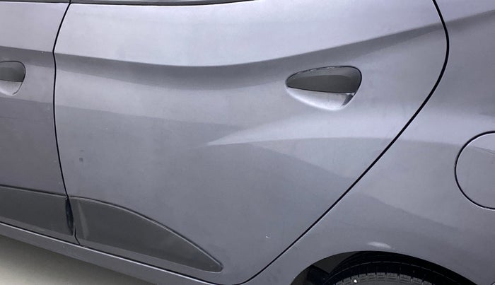 2016 Hyundai Eon MAGNA +, Petrol, Manual, 60,855 km, Rear left door - Slightly dented