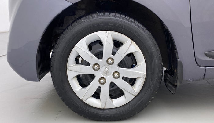 2016 Hyundai Eon MAGNA +, Petrol, Manual, 60,855 km, Left Front Wheel