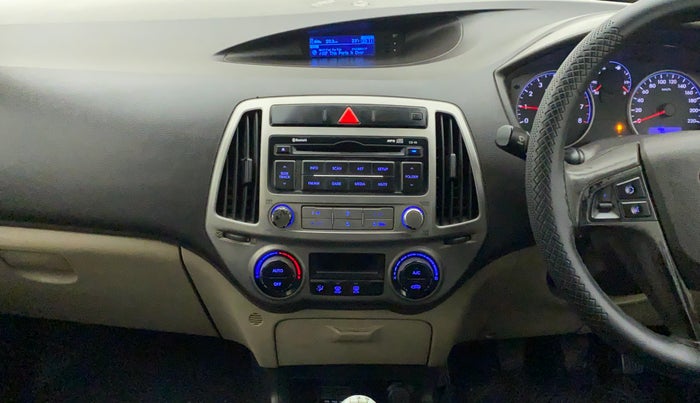 2014 Hyundai i20 SPORTZ 1.2, Petrol, Manual, 84,777 km, Air Conditioner