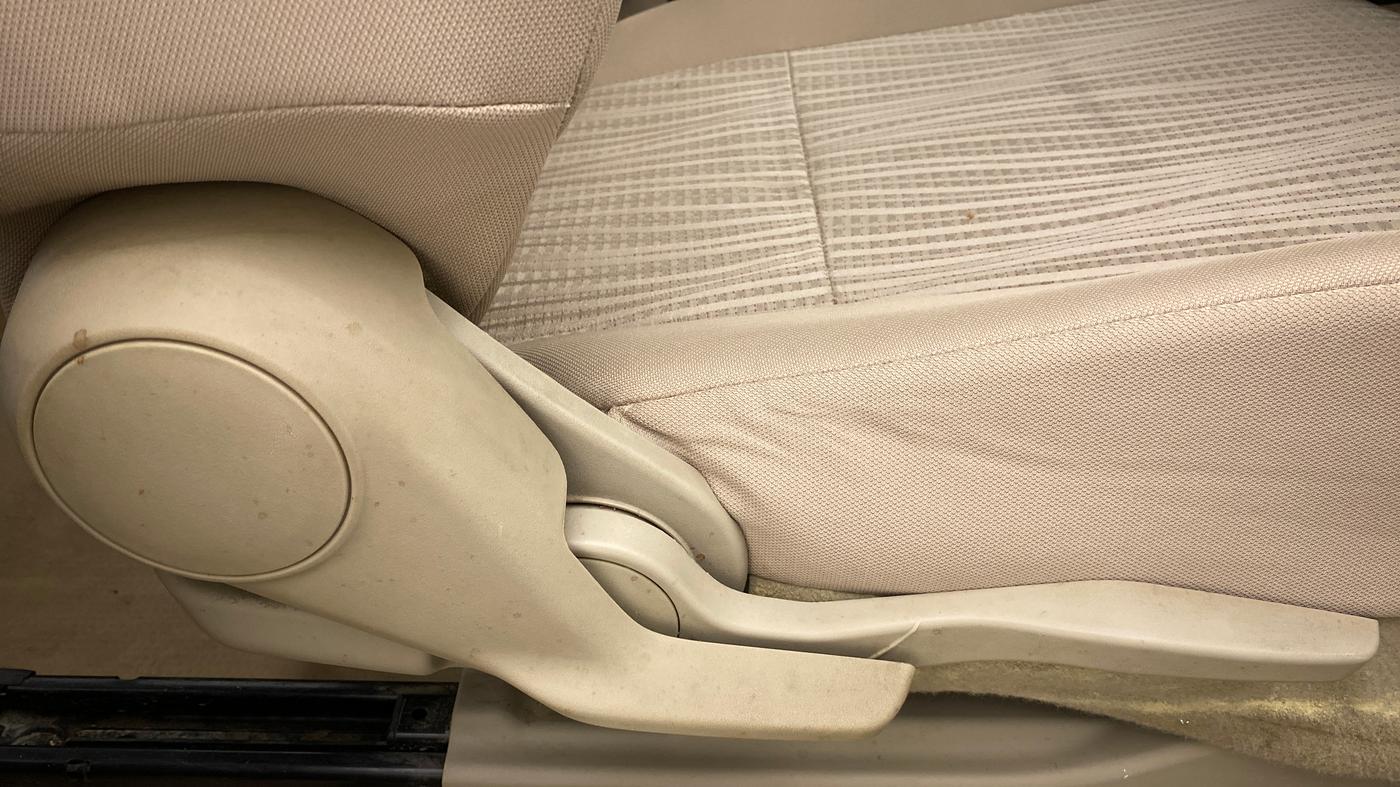 2020 Maruti Dzire VXI, Petrol, Manual, 49,520 km, Driver Side Adjustment Panel