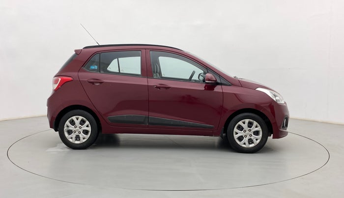 2015 Hyundai Grand i10 SPORTZ 1.2 KAPPA VTVT, Petrol, Manual, 1,14,071 km, Right Side View