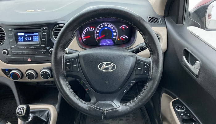 2015 Hyundai Grand i10 SPORTZ 1.2 KAPPA VTVT, Petrol, Manual, 1,14,071 km, Steering Wheel Close Up