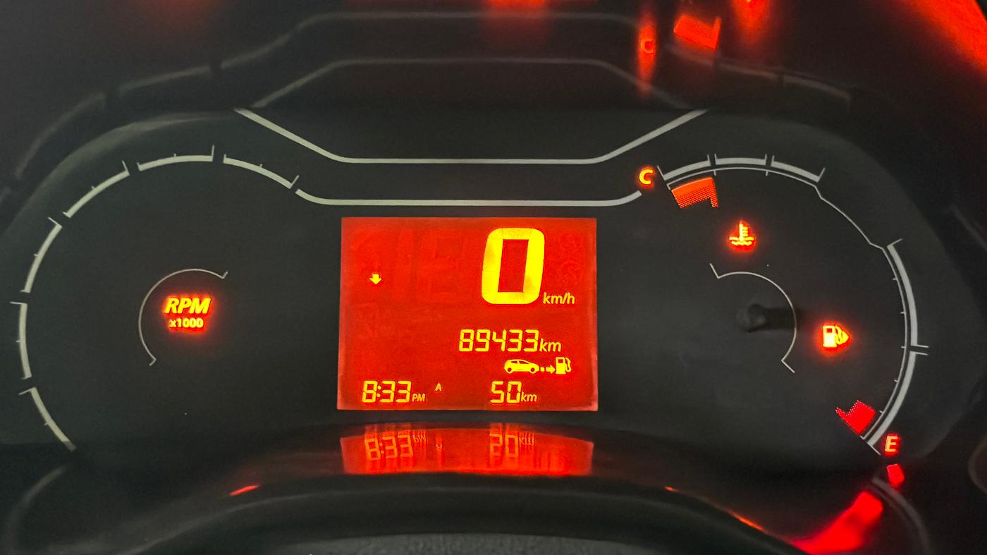 2022 Renault TRIBER RXE MT, Petrol, Manual, 89,425 km, Odometer Image