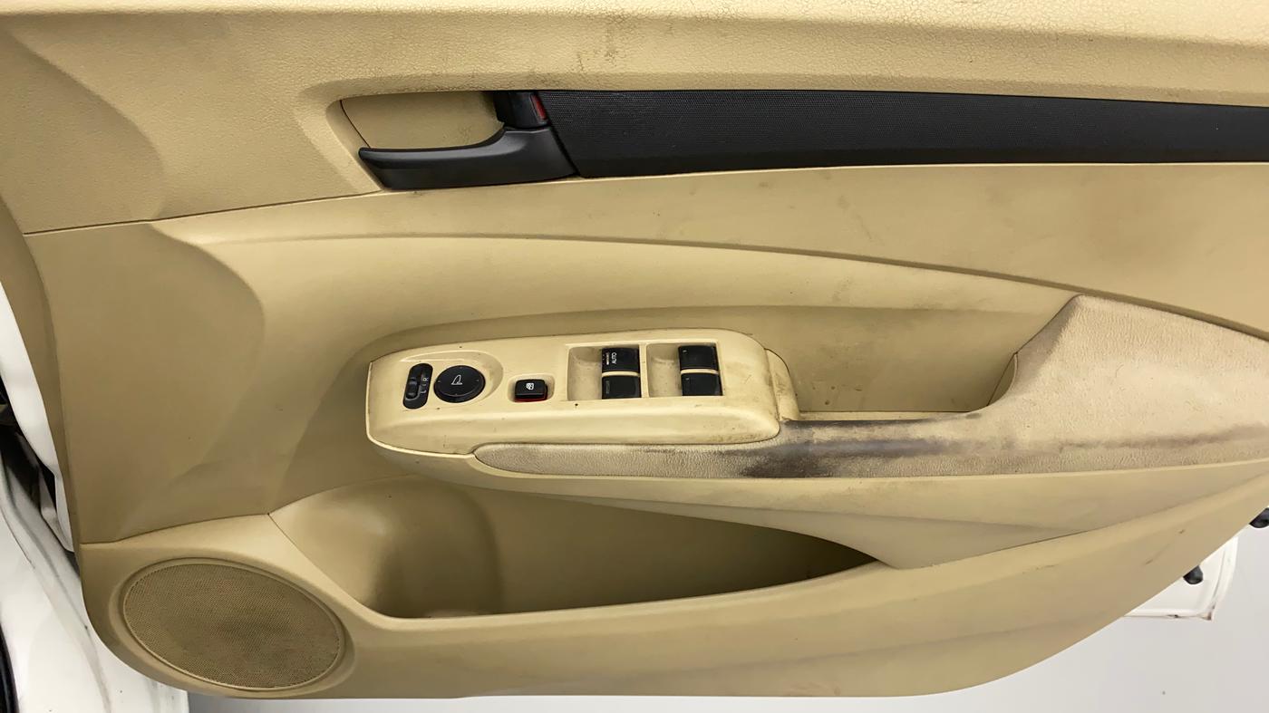 2012 Honda City 1.5L I-VTEC S MT, Petrol, Manual, 74,342 km, Driver Side Door Panels Control