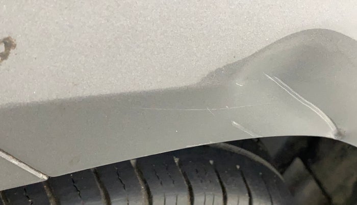 2017 Maruti Swift ZXI, Petrol, Manual, 42,809 km, Right quarter panel - Minor scratches
