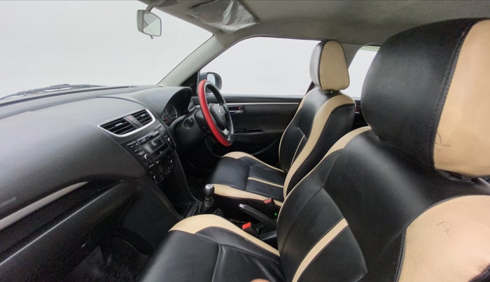 2017 Maruti Swift ZXI, Petrol, Manual, 42,809 km, Right Side Front Door Cabin