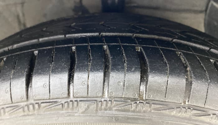 2019 Hyundai Grand i10 SPORTZ 1.2 KAPPA VTVT, Petrol, Manual, 71,094 km, Right Front Tyre Tread