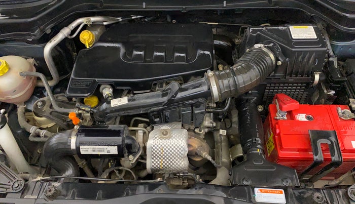 2023 Mahindra XUV300 W6 1.2 PETROL AMT, Petrol, Automatic, 22,980 km, Engine View