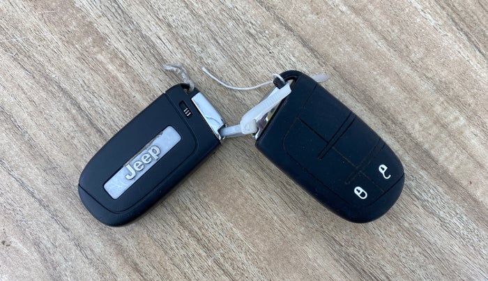 2022 Jeep Compass LIMITED (O) 2.0 DIESEL, Diesel, Manual, 52,058 km, Key Close Up